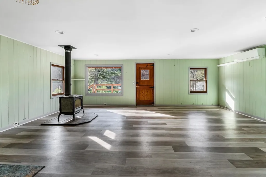 596 Willow Brook Road Plainfield NH 03781