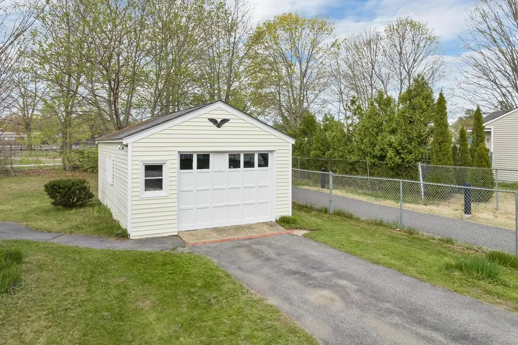 20 Conant Drive Concord NH 03301