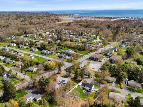 375 Winnacunnet Road Hampton NH 03842