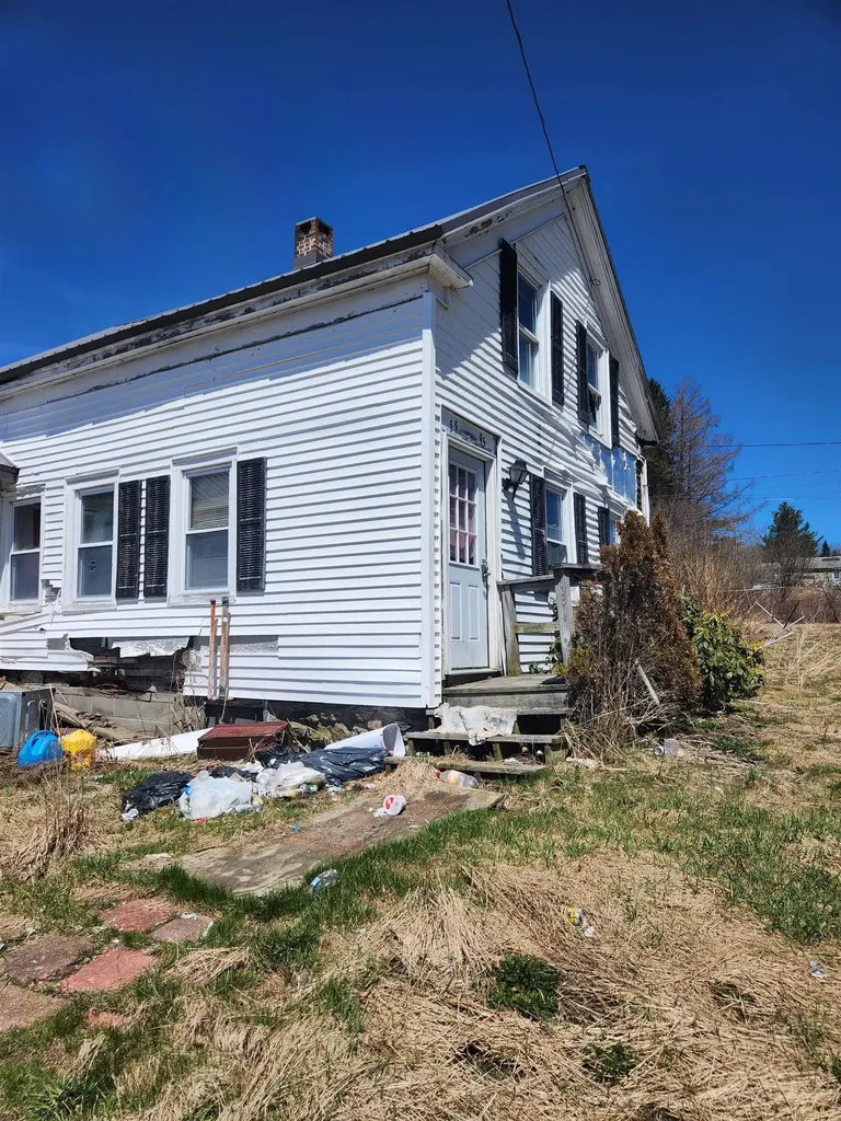 5595 Vt Route 9 Woodford VT 05201
