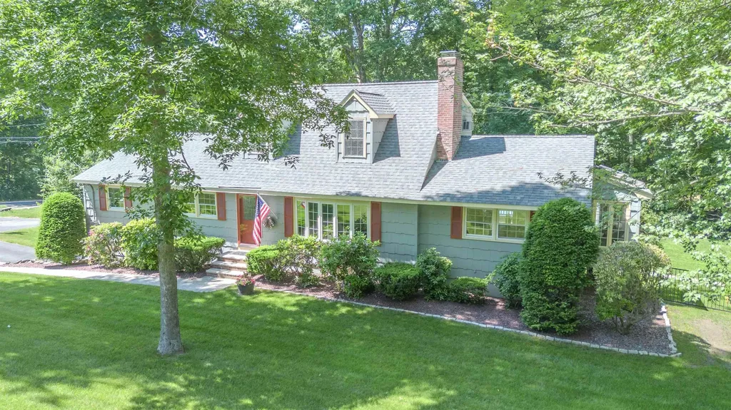 16 Sawmill Road Atkinson NH 03811