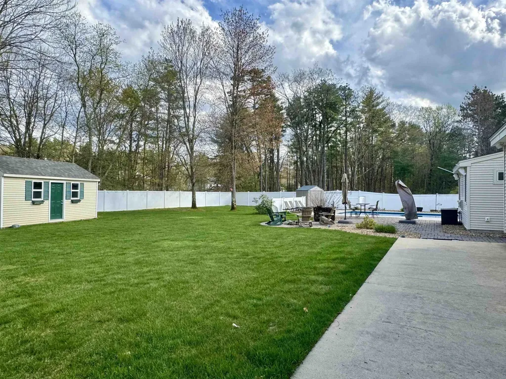 14 Tara Drive Concord NH 03301