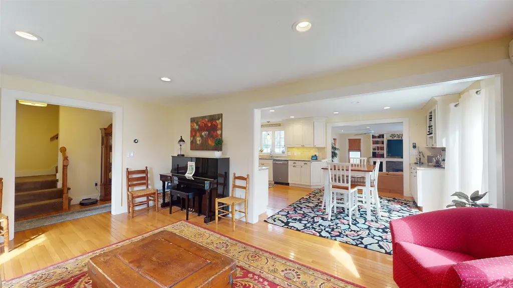 14 Tara Drive Concord NH 03301