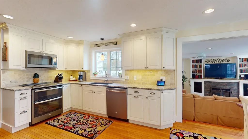14 Tara Drive Concord NH 03301