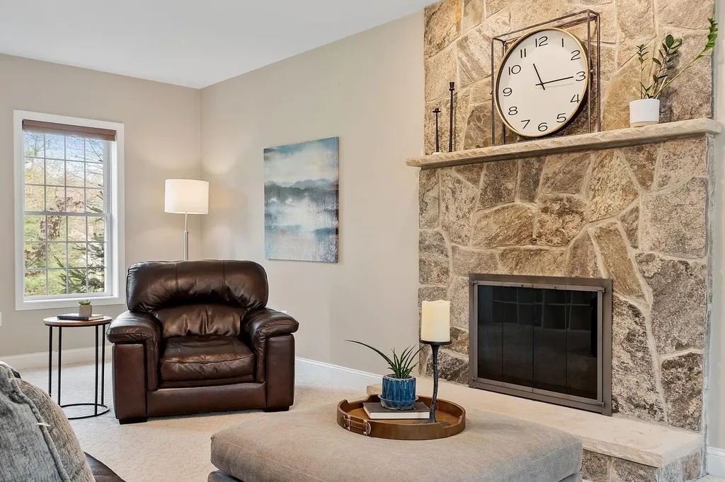 10 Appleton Road Windham NH 03087