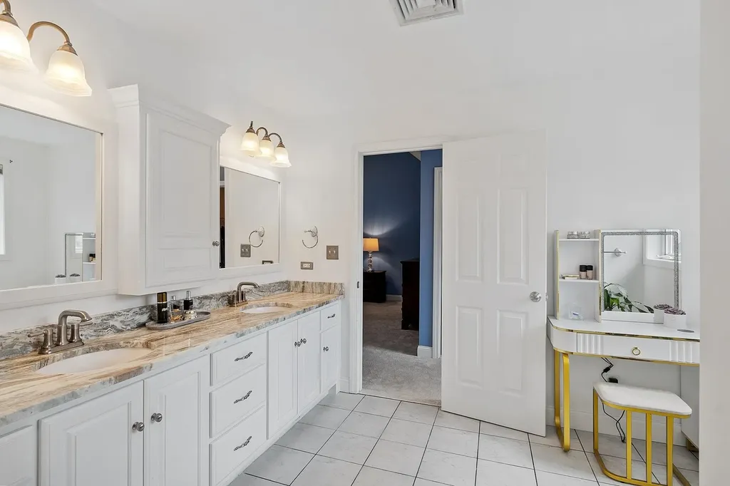 10 Appleton Road Windham NH 03087