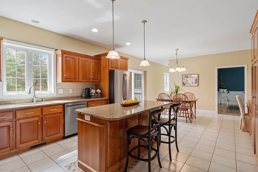 10 Appleton Road Windham NH 03087