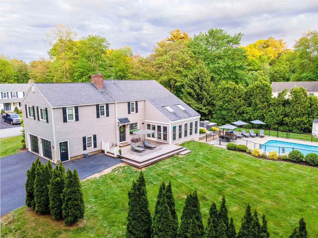 8 Cedarview Lane Hampton NH 03842