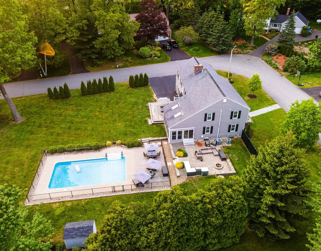 8 Cedarview Lane Hampton NH 03842