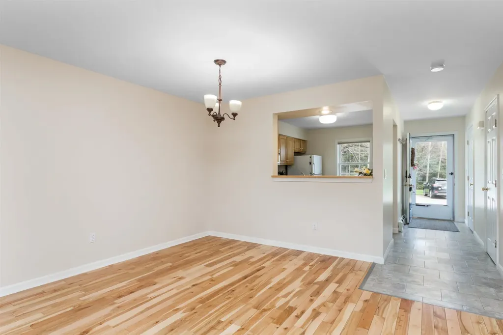 26 Pointe Drive Essex VT 05452