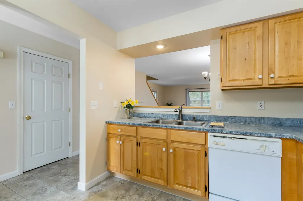 26 Pointe Drive Essex VT 05452