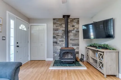27 Marsha Drive Alton NH 03810