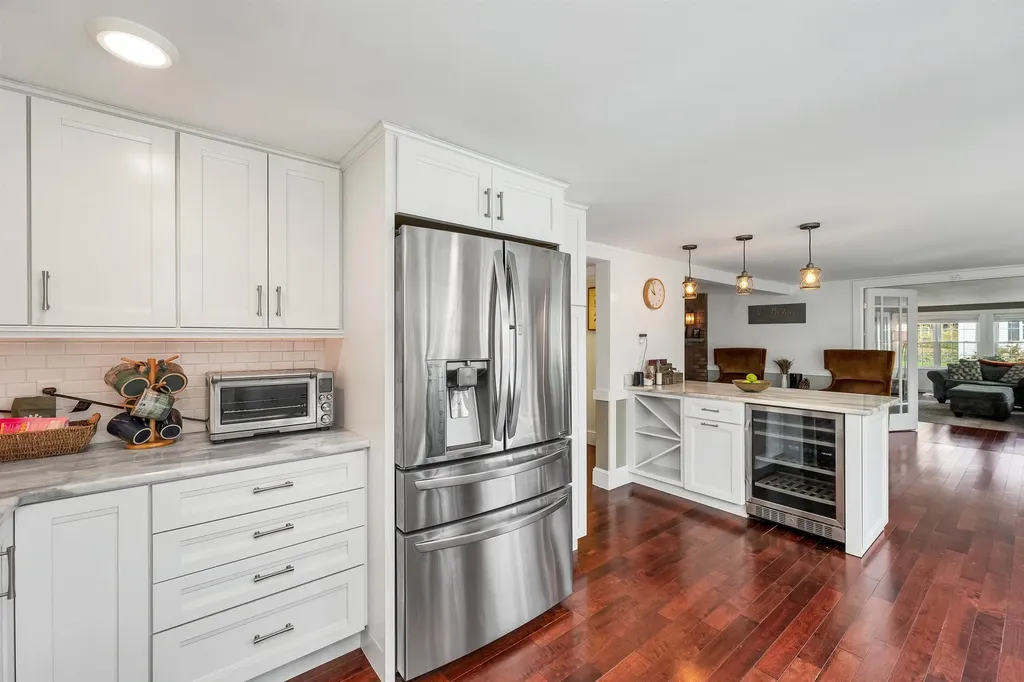 51 Winnicoash Street Laconia NH 03246