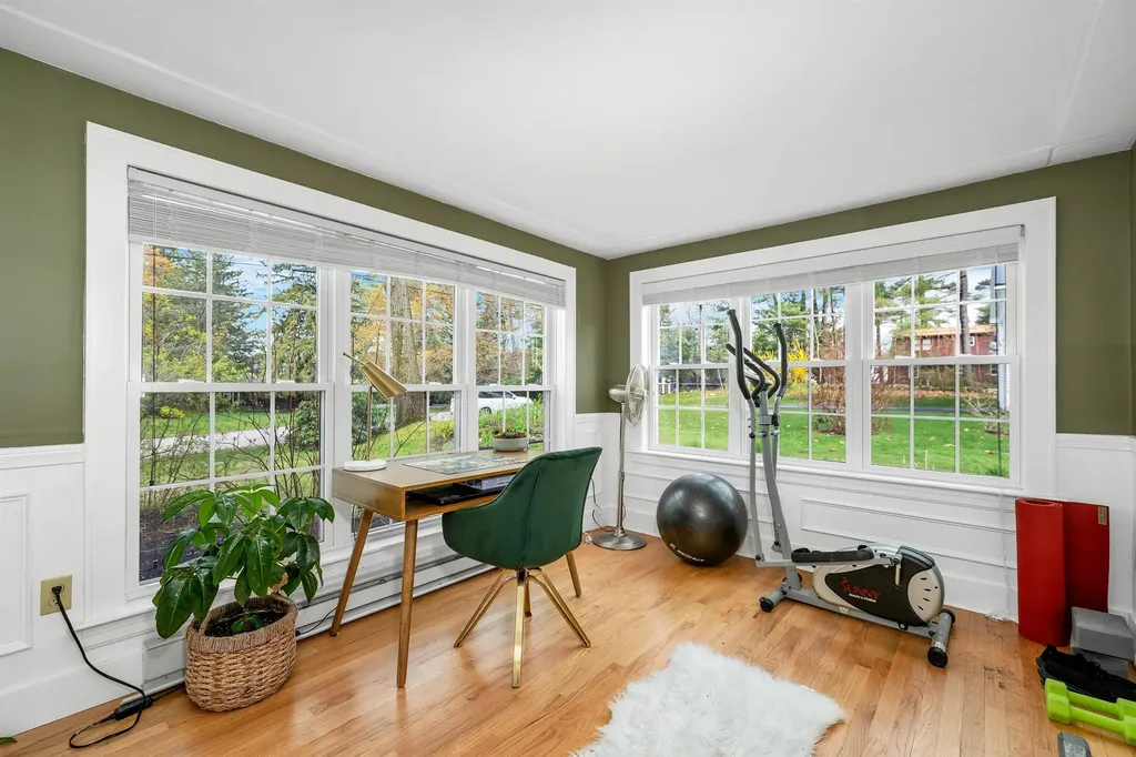 51 Winnicoash Street Laconia NH 03246
