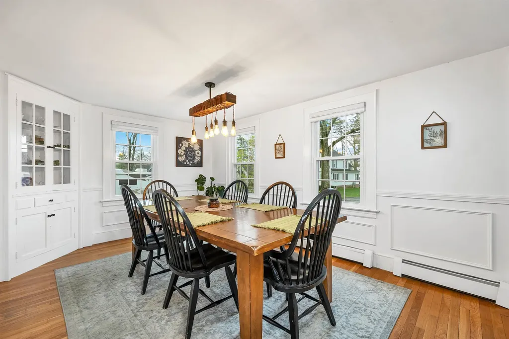 51 Winnicoash Street Laconia NH 03246
