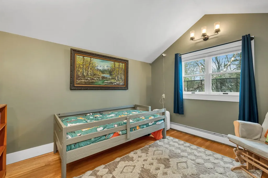 51 Winnicoash Street Laconia NH 03246