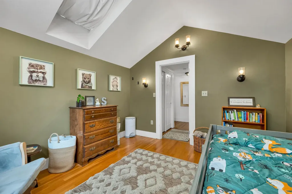 51 Winnicoash Street Laconia NH 03246