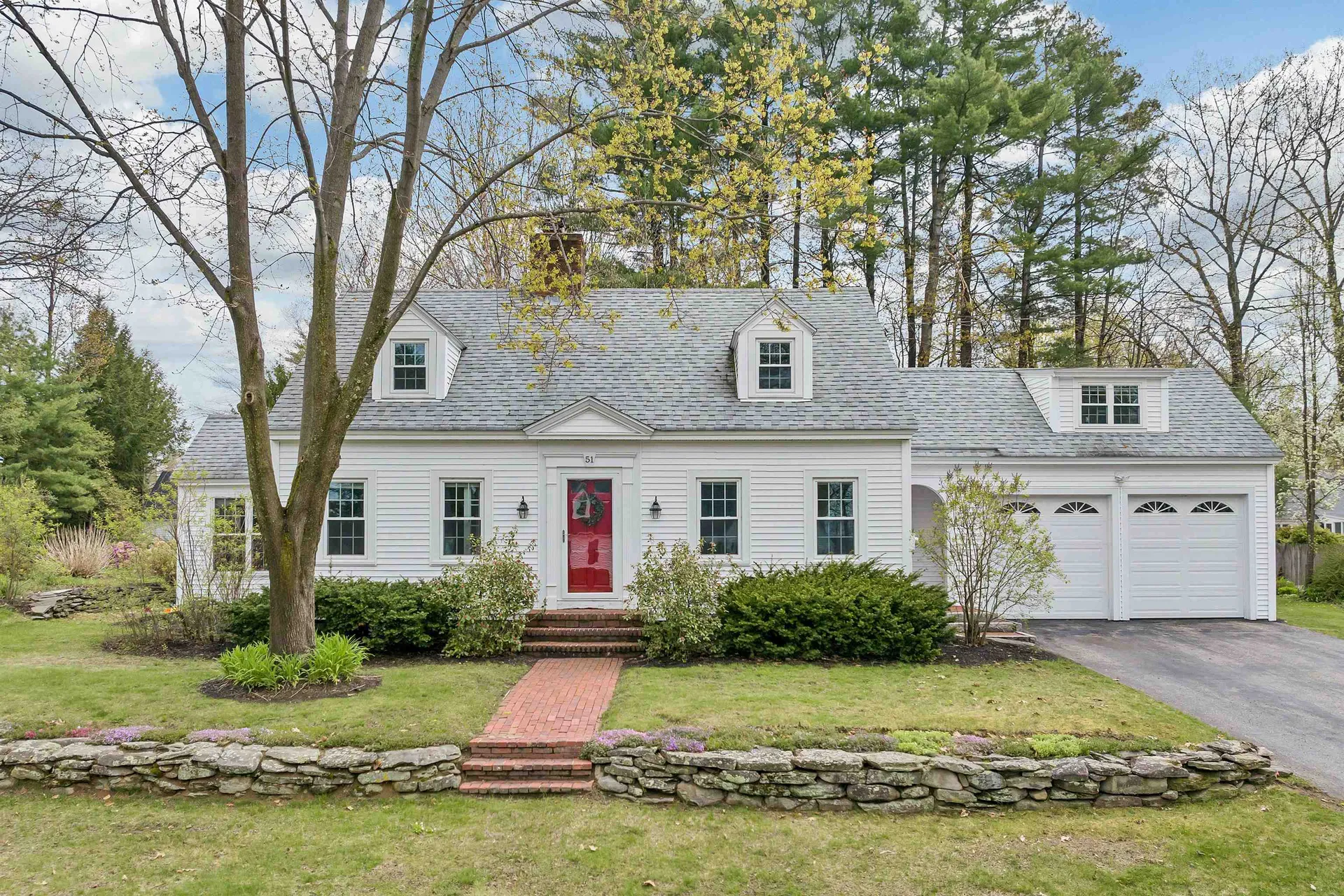 51 Winnicoash Street Laconia NH 03246