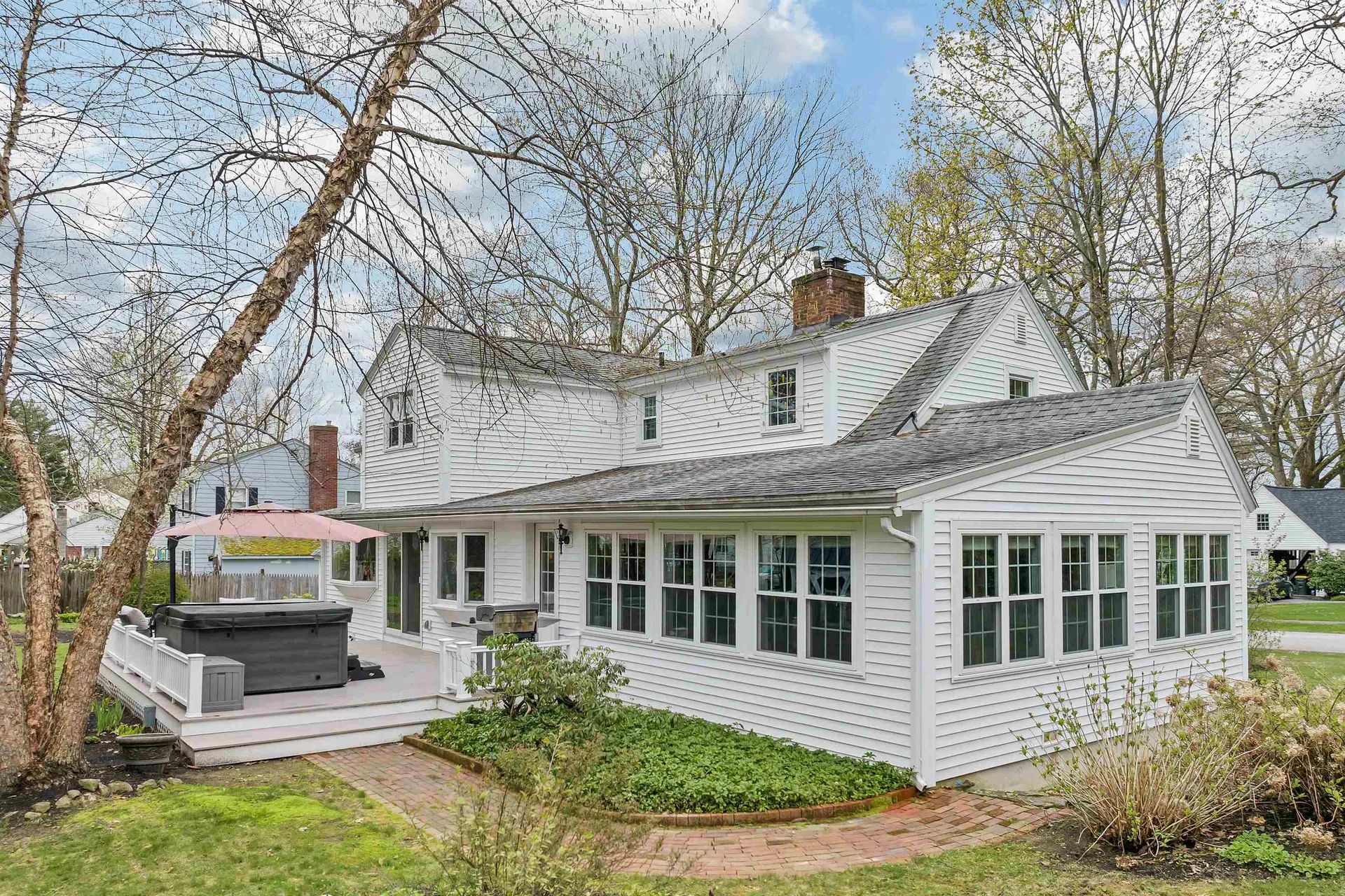 51 Winnicoash Street Laconia NH 03246