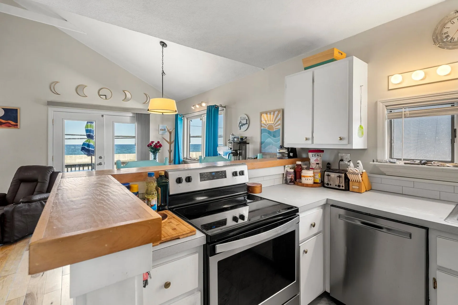 601 Ocean Boulevard Hampton NH 03842