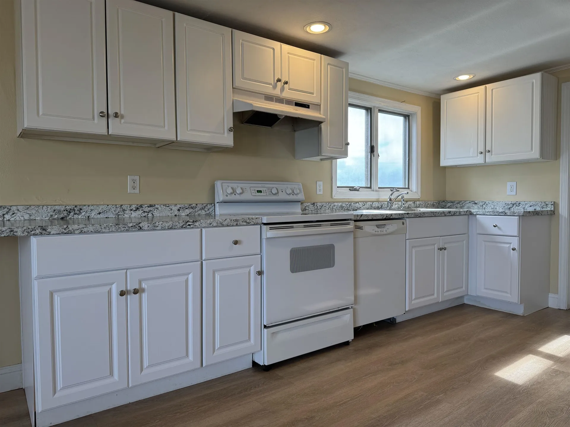 601 Ocean Boulevard Hampton NH 03842