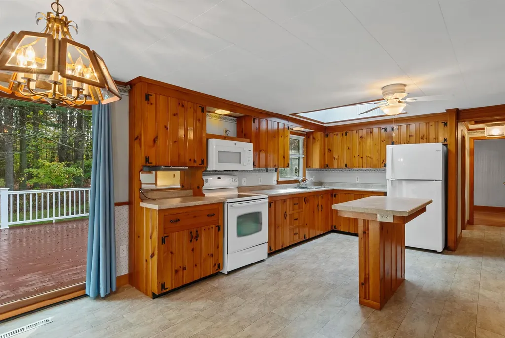 550 Sagamore Avenue Portsmouth NH 03801