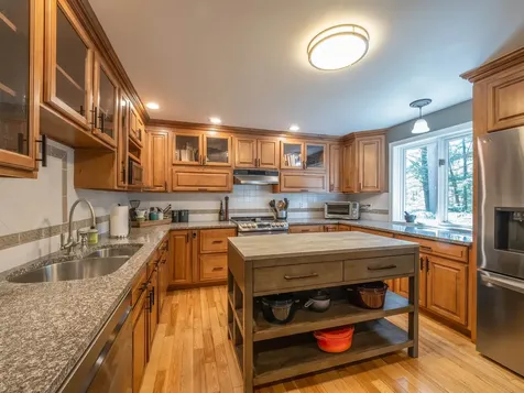 23 Lyman Batcheller Road Hartford VT 05059