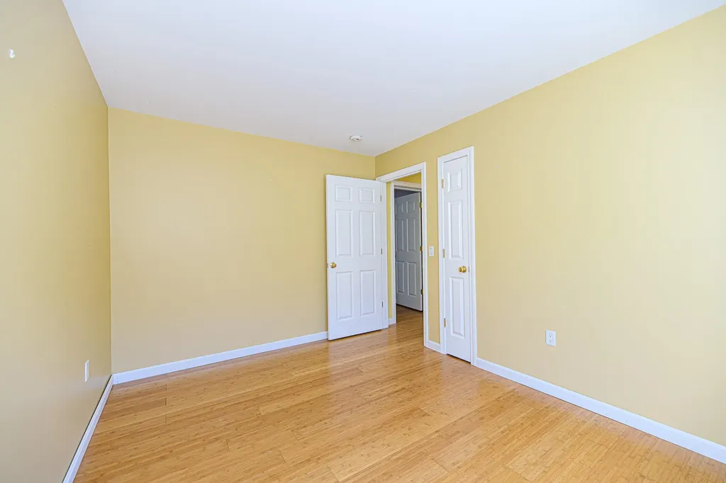 23 Cate Road Deerfield NH 03037
