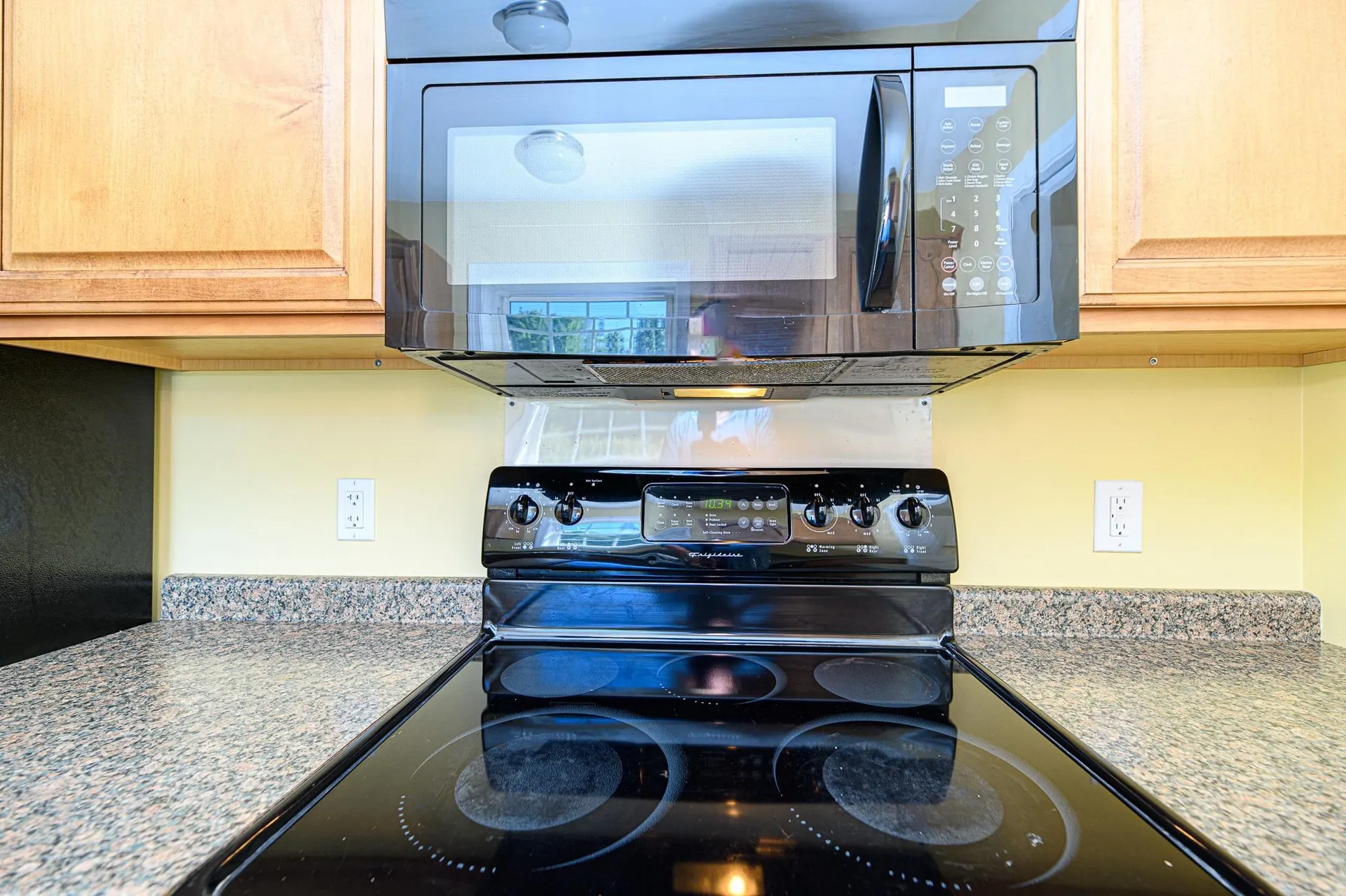 23 Cate Road Deerfield NH 03037