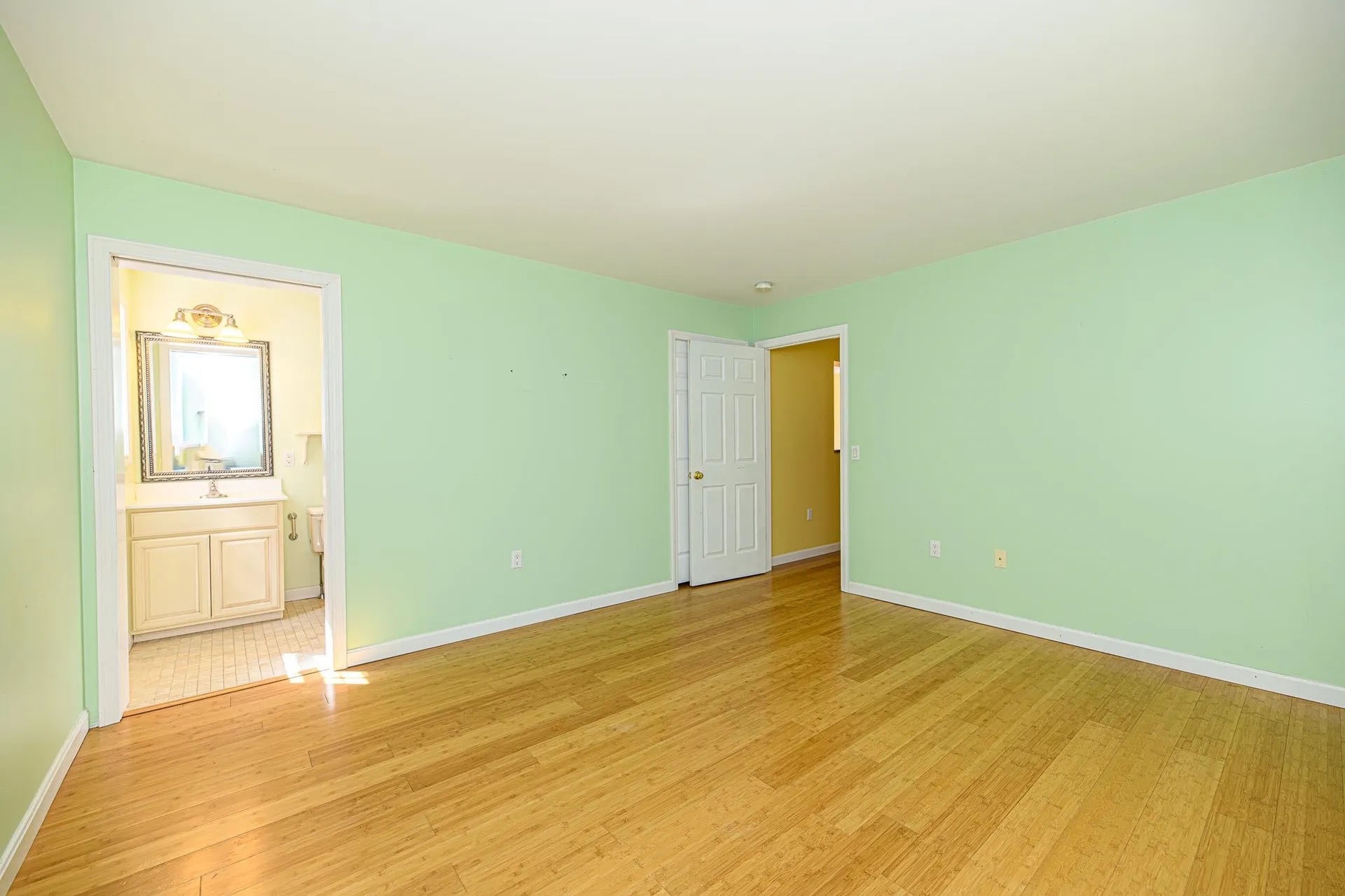 23 Cate Road Deerfield NH 03037