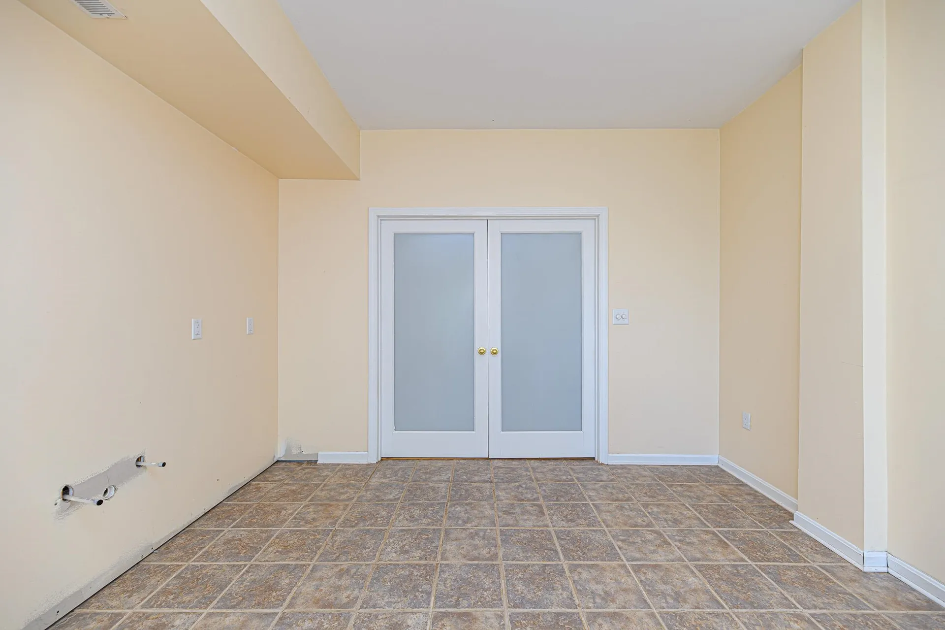 23 Cate Road Deerfield NH 03037