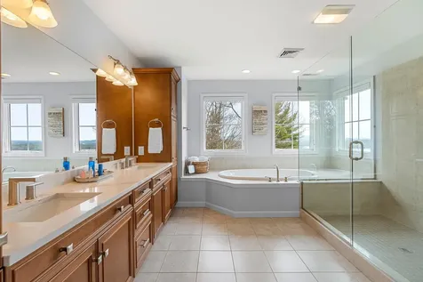 43 Windjammer Ridge Laconia NH 03246