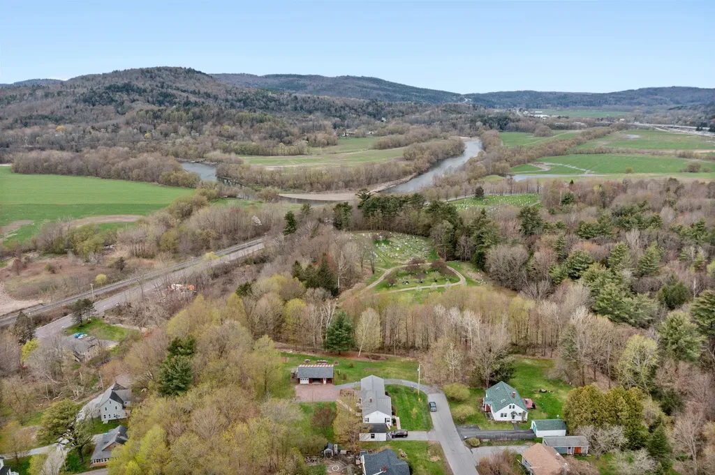 176 Brown's Court Richmond VT 05477