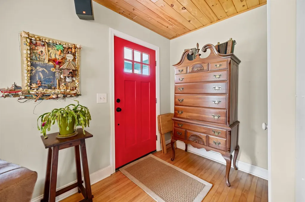 176 Brown's Court Richmond VT 05477