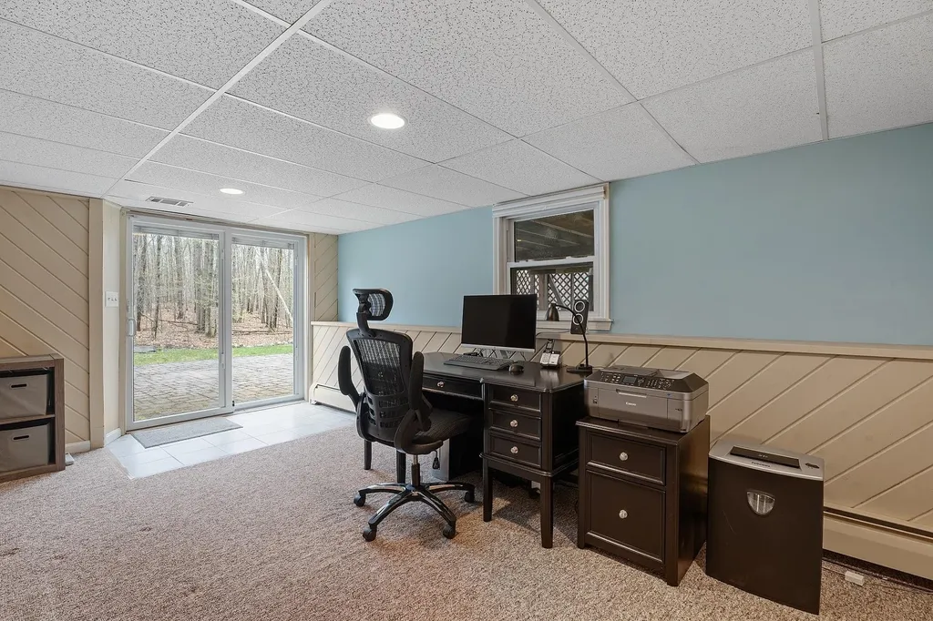 10 Merrill Drive Atkinson NH 03811