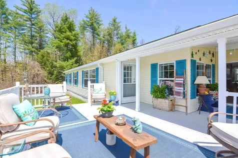 6 Sunset Avenue Franklin NH 03235