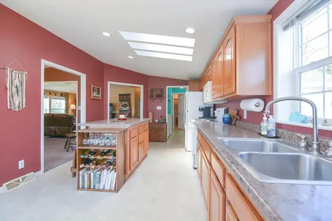 6 Sunset Avenue Franklin NH 03235