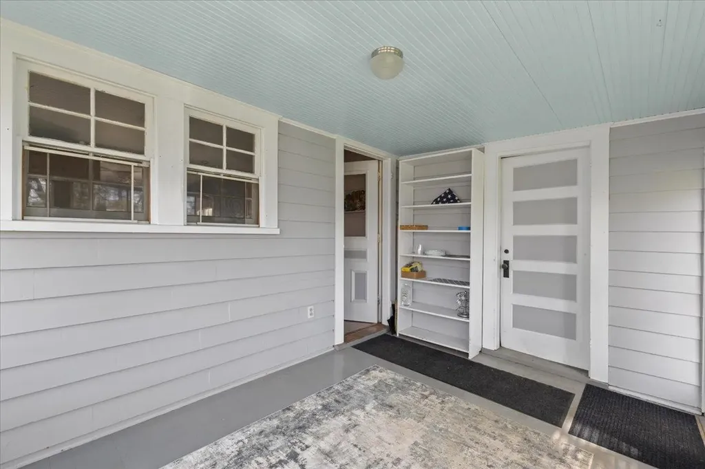 17 Marian Street Burlington VT 05401