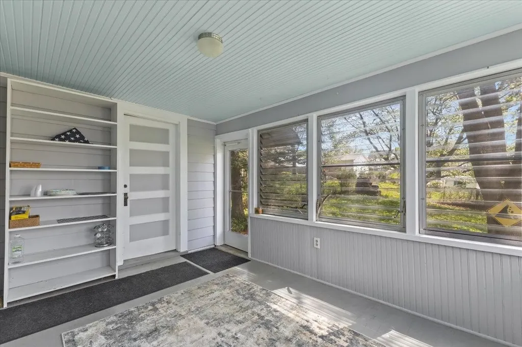 17 Marian Street Burlington VT 05401
