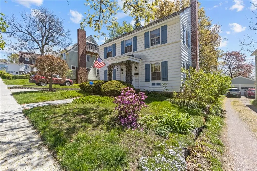 17 Marian Street Burlington VT 05401