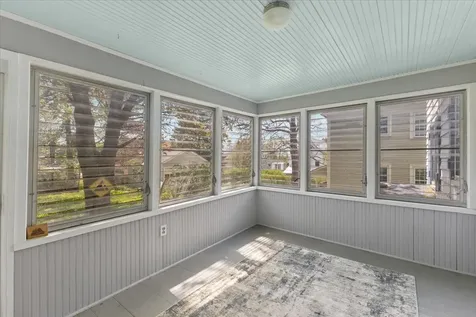 17 Marian Street Burlington VT 05401