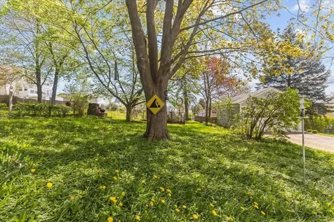 17 Marian Street Burlington VT 05401