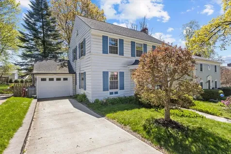 17 Marian Street Burlington VT 05401