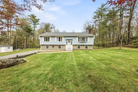 9 Tanglewood Drive Newton NH 03858