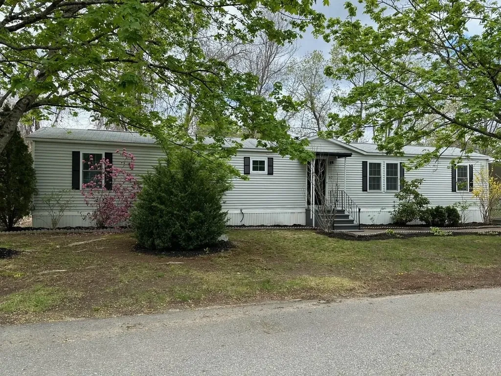 26 Melendy Road Milford NH 03055