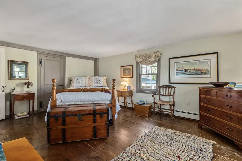 33 Piscataqua Street New Castle NH 03854