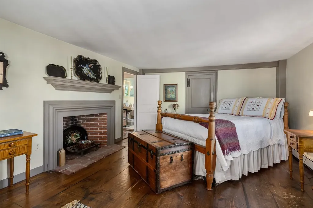 33 Piscataqua Street New Castle NH 03854