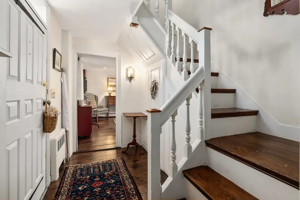33 Piscataqua Street New Castle NH 03854