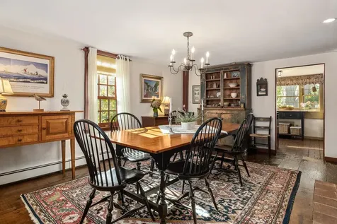 33 Piscataqua Street New Castle NH 03854