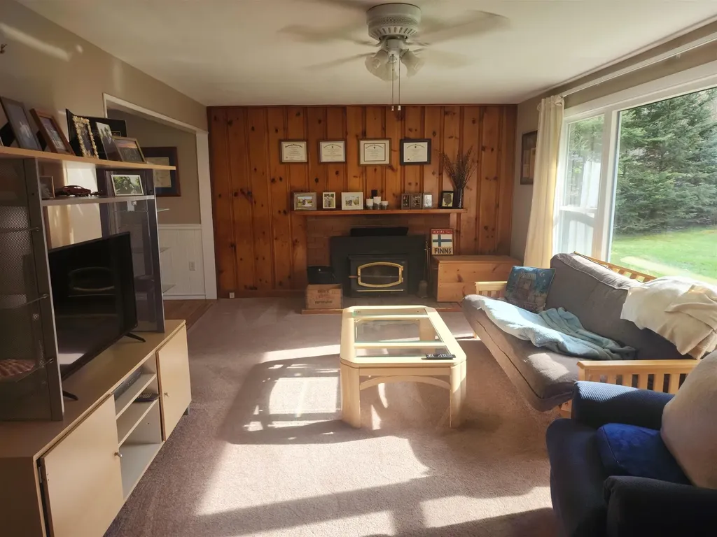 80 Payson Hill Road Rindge NH 03461